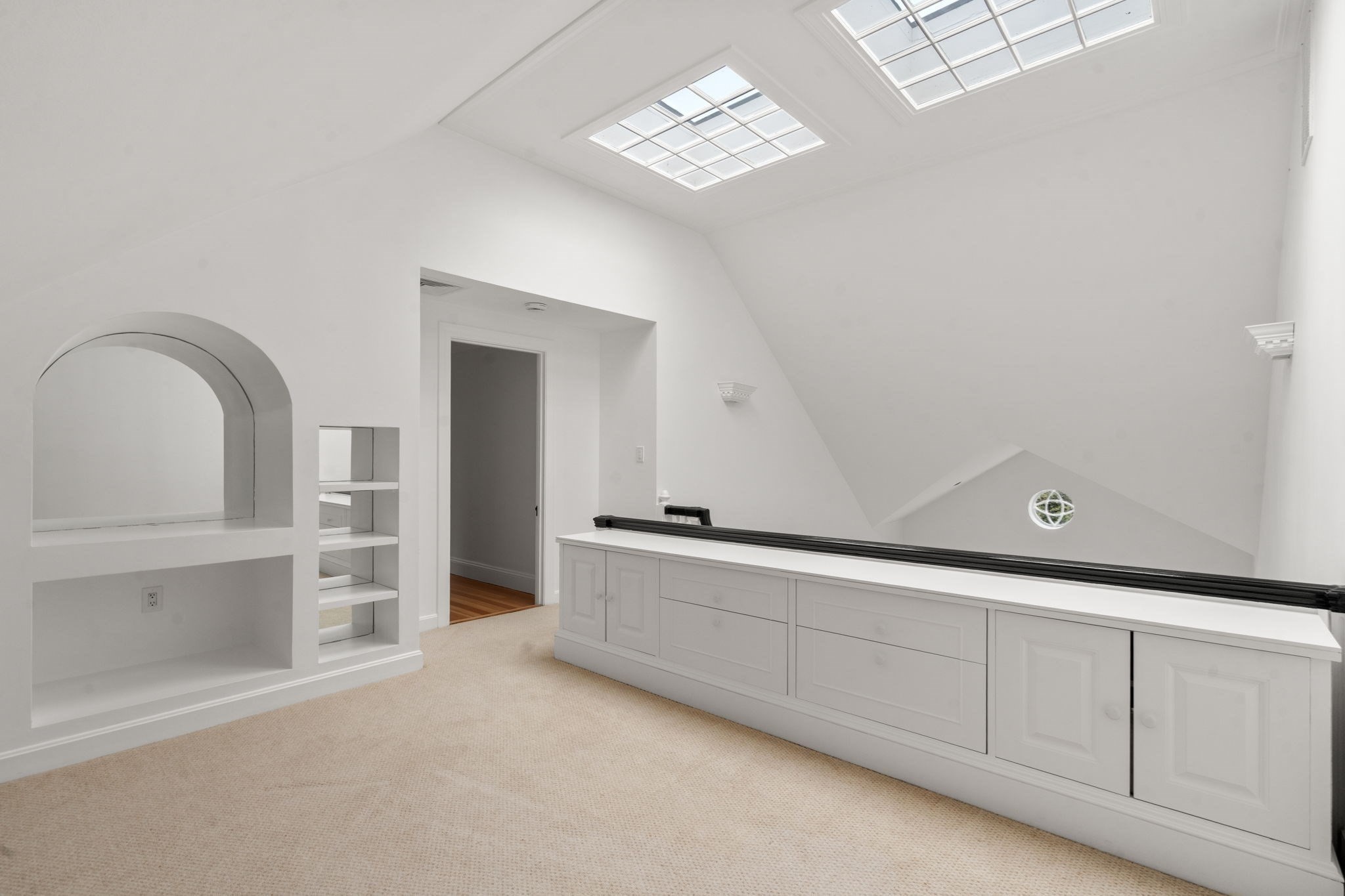 139 Abbott Road Wellesley Hills, MA 02481 - Photo 17 of 17 Gallery Image 17