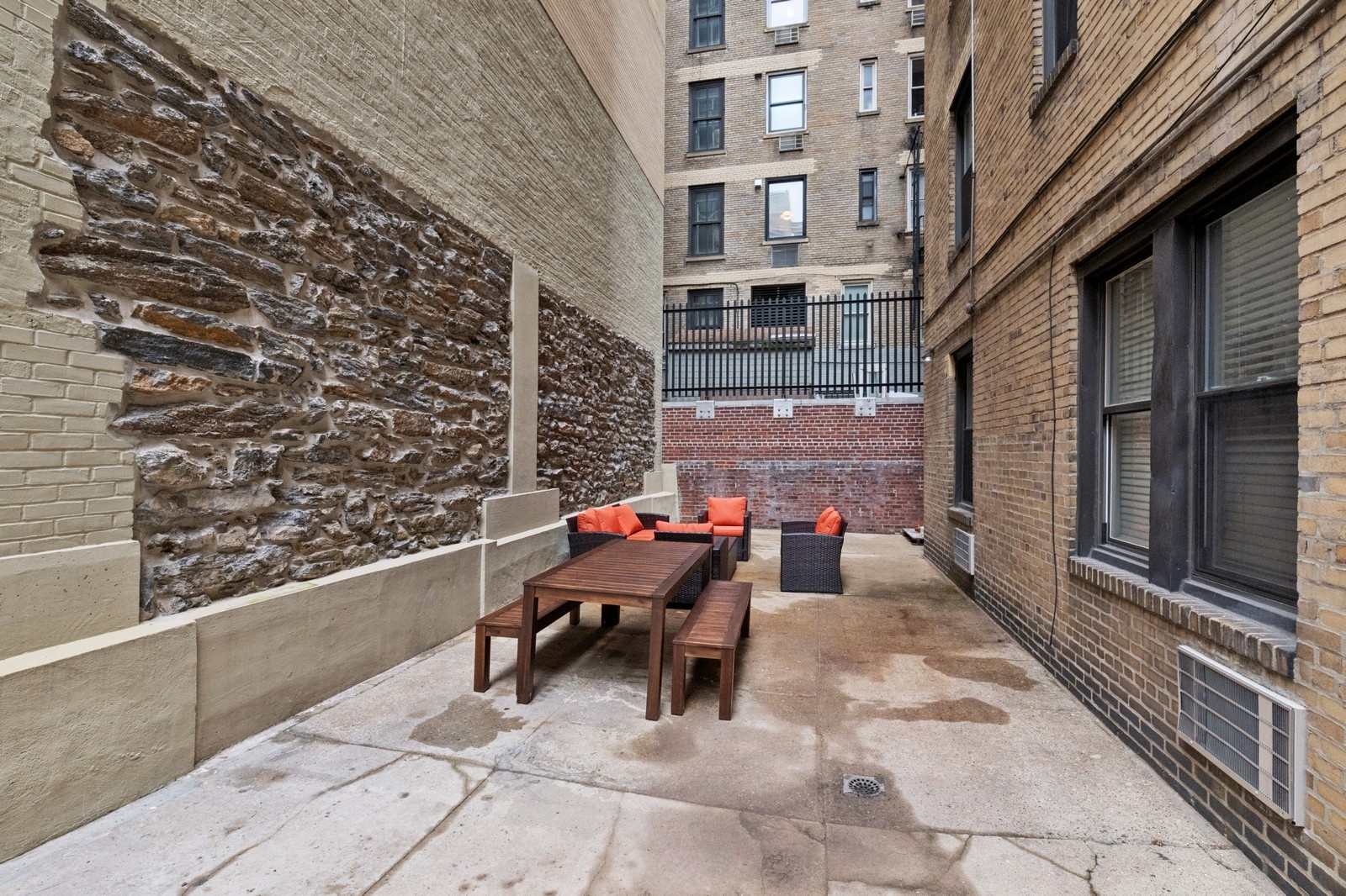 108 East 91st Street, Unit 4B Manhattan, NY 10128 - Photo 10 of 11 a view of a patio with open kitchen