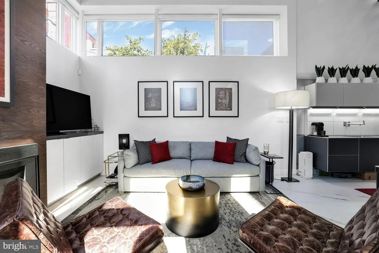 1630 19th Street Northwest Washington, DC 20009 - Photo 6 of 44