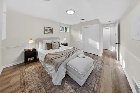 $1,350,000 | 6813 Winterberry Lane, Bethesda, MD 20817