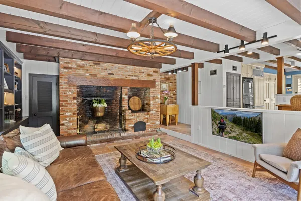 $1,200,000 | 730 North Stanwick Road, Moorestown, NJ 08057