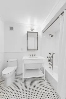 $5,995,000 | 530 Park Avenue, Unit 17A | Lenox Hill