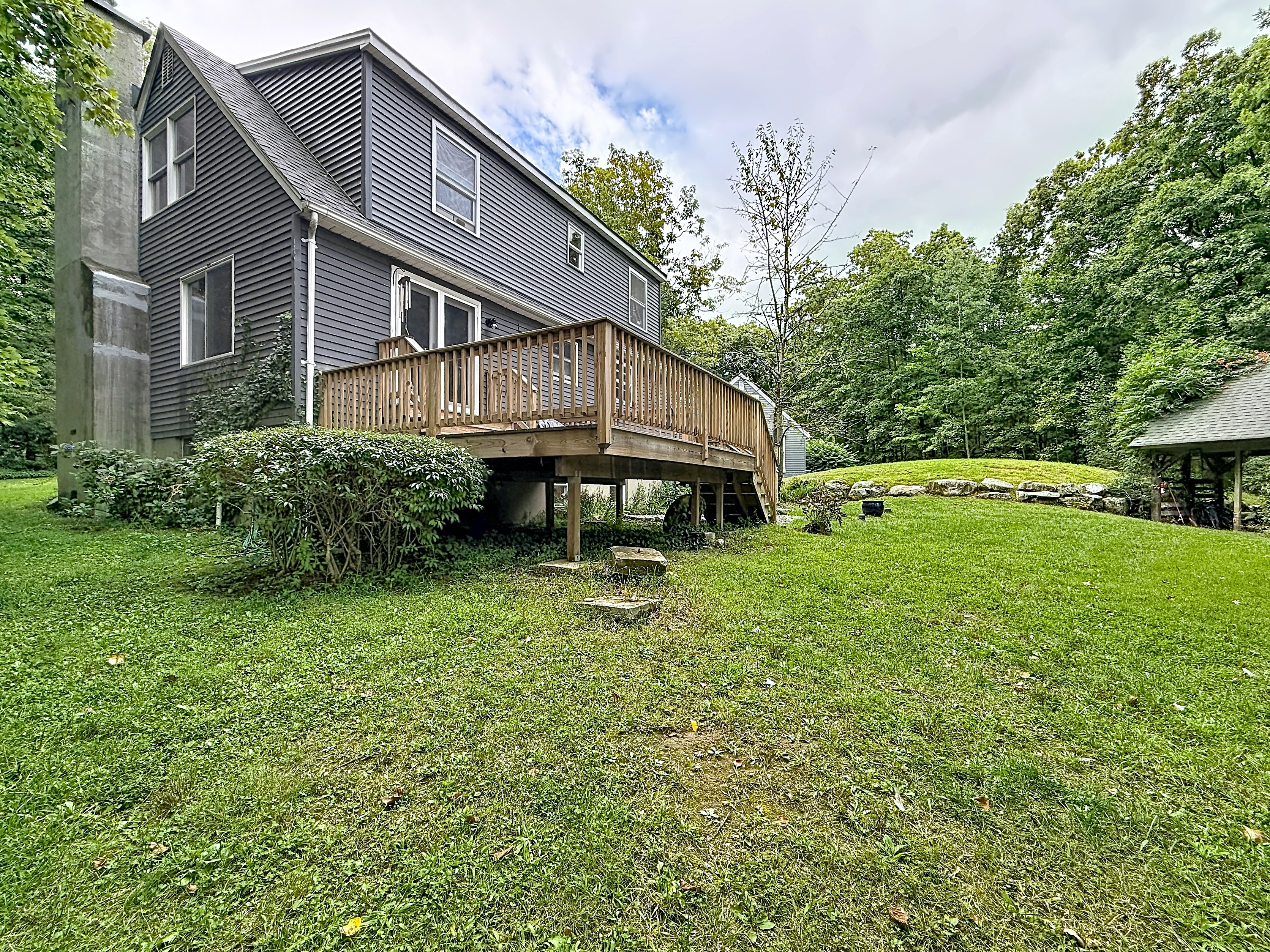92 Ridge Road Branchville, NJ 07826 - Photo 3 of 29 Gallery Image 3