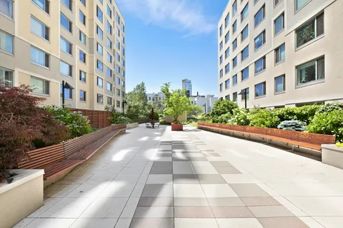 $999,000 | 40 West 116th Street, Unit A406 | Harlem