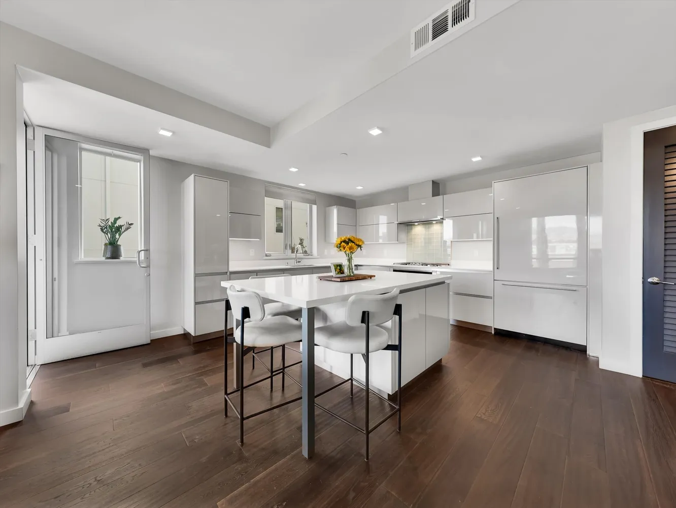 $1,100,000 | 1727 Lacassie Avenue, Unit 4D, Walnut Creek, CA 94596