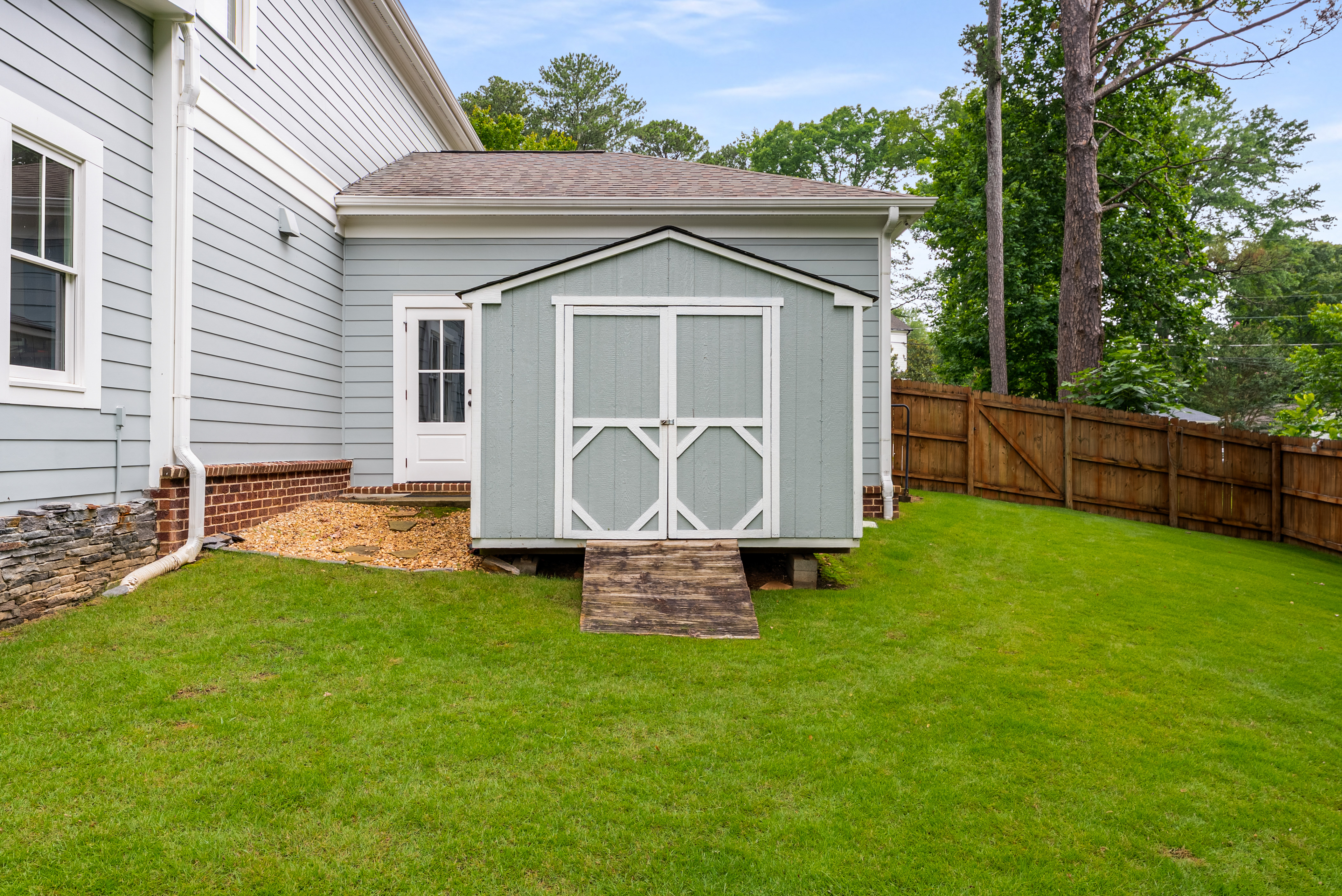 2357 Bynum Road Northeast Atlanta, GA 30319 - Photo 6 of 10