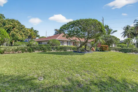 $2,000,000 | 2101 Northwest 25th Street, Boca Raton, FL 33431