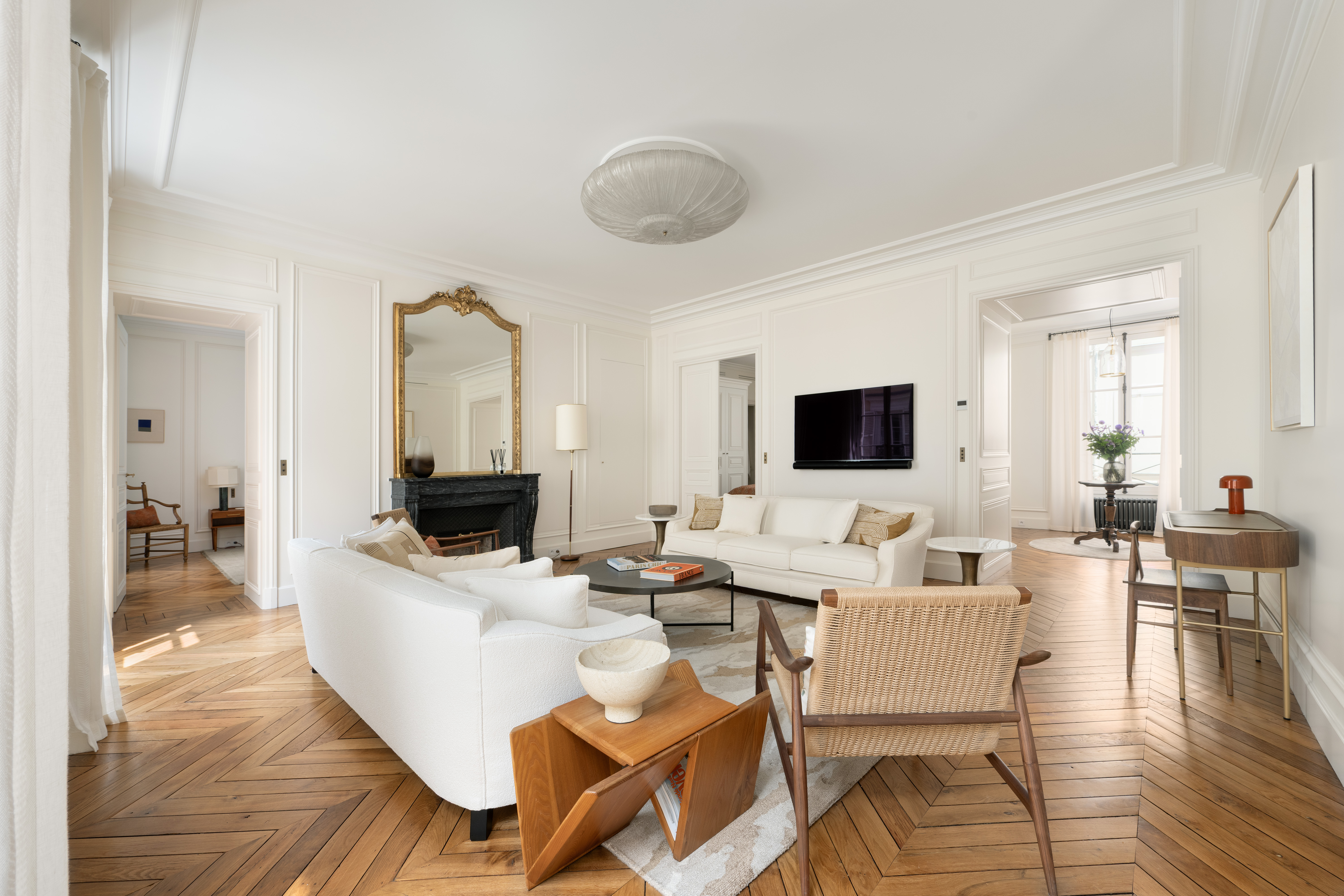 2 Rue Des Beaux Arts Paris, France . - Photo 7 of 30 Gallery Image 7