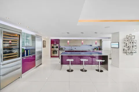 $5,199,000 | 1040 Biscayne Boulevard, Unit 4403, Miami, FL 33132