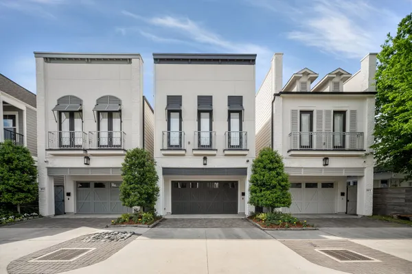 Contact Agent | East 26th Street, Houston, TX 77008