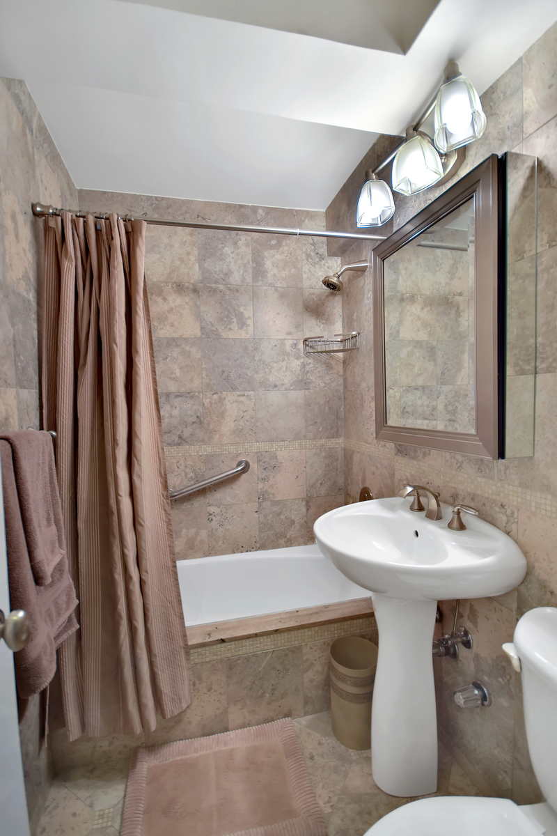 335 East 51st Street, Unit 4E Manhattan, NY 10022 - Photo 5 of 5