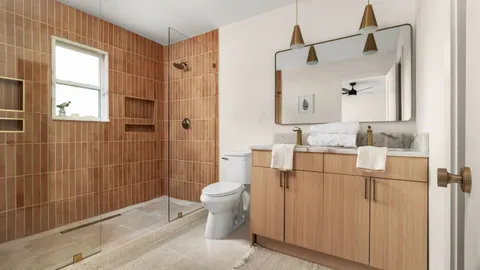 $749,000 | 3101 Val Drive, Austin, TX 78723