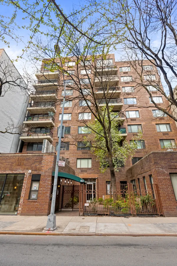 $2,400,000 | 63 Downing Street, Unit 8C | West Village