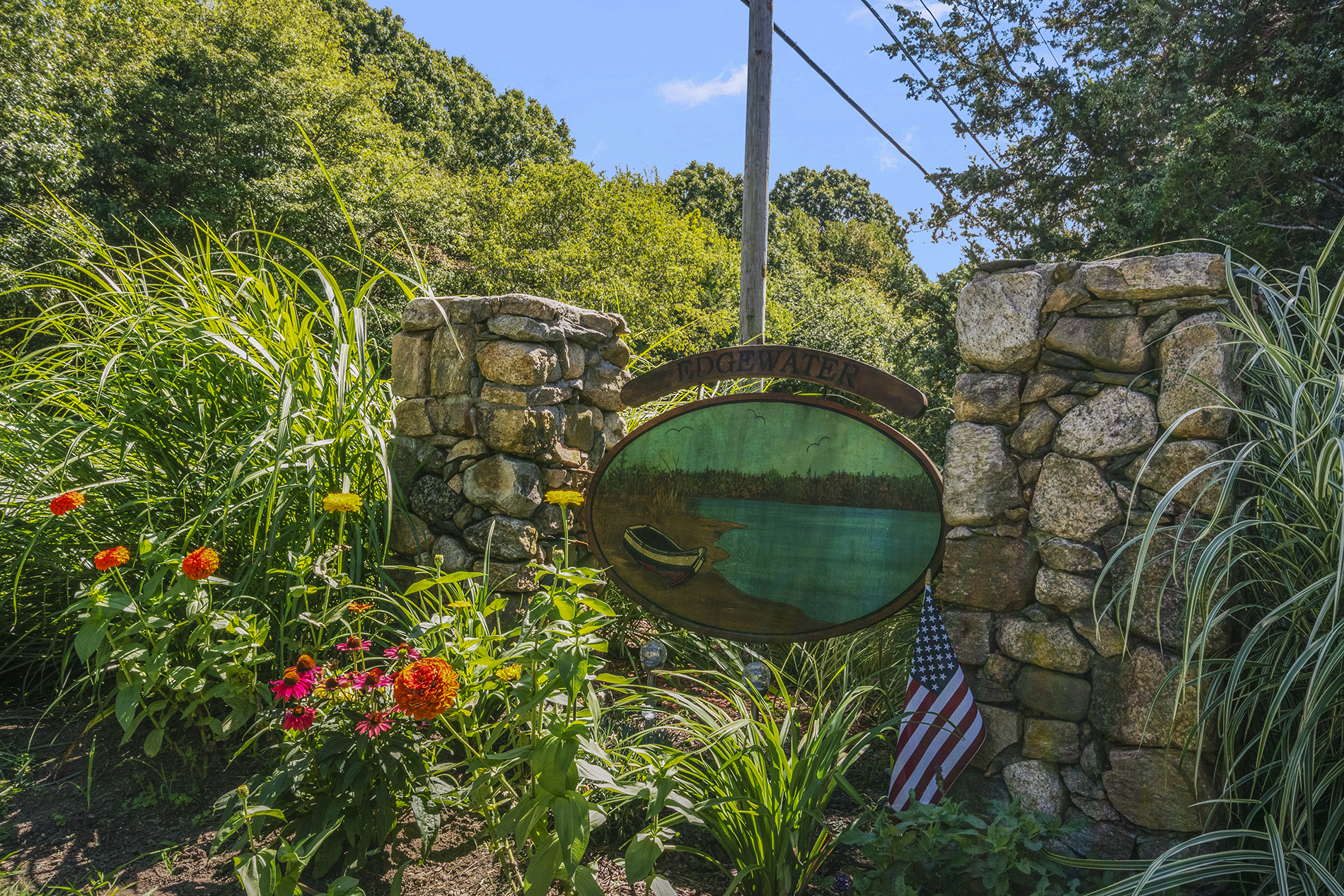 102 Edgewater Road Narragansett, RI 02882 - Photo 4 of 78 Gallery Image 4