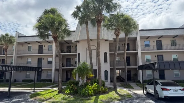 $140,000 | 8693 Bardmoor Boulevard, Unit 301B, Seminole, FL 33777