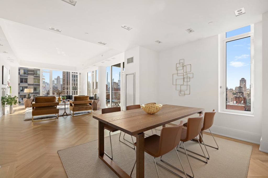 305 East 85th Street, Unit PHC Manhattan, NY 10028 - Photo 6 of 27