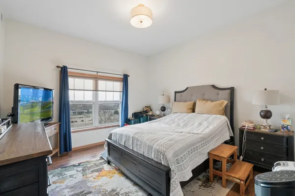 $249,900 | 1244 County Rd D East, Unit 206, St. Paul, MN 55109