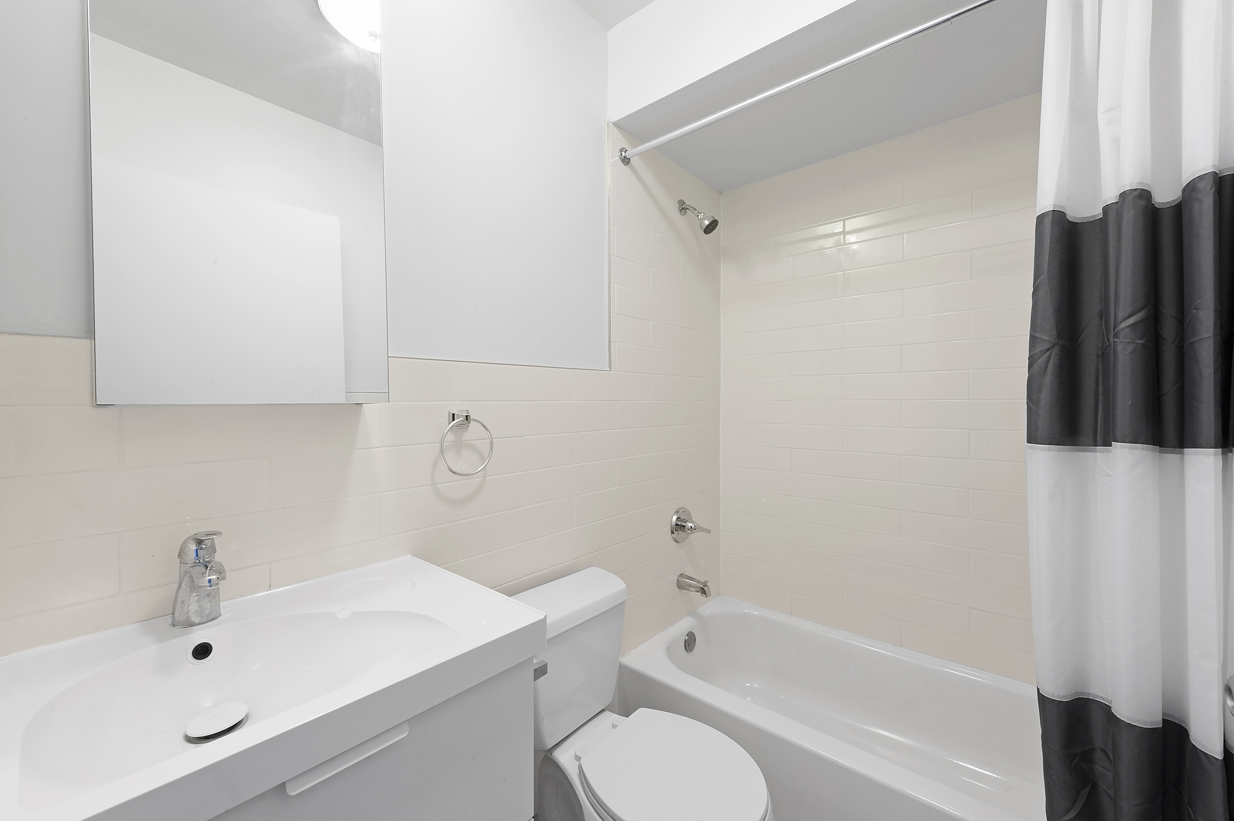 181 7th Avenue, Unit 8B Manhattan, NY 10011 - Photo 5 of 10