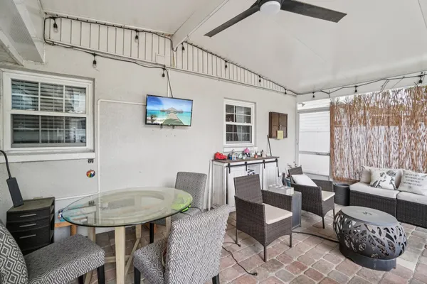 $699,000 | 3218 West Oakellar Avenue, Tampa, FL 33611