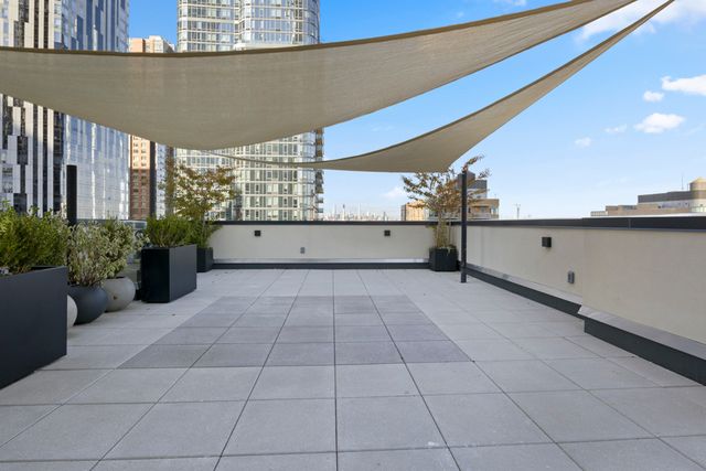 $1,288,086 | 112 Fleet Place, Unit 5A | Downtown Brooklyn