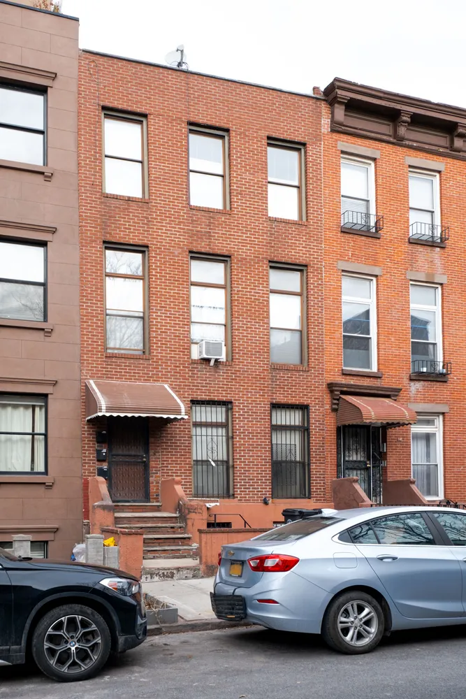 a car parked in front of a building