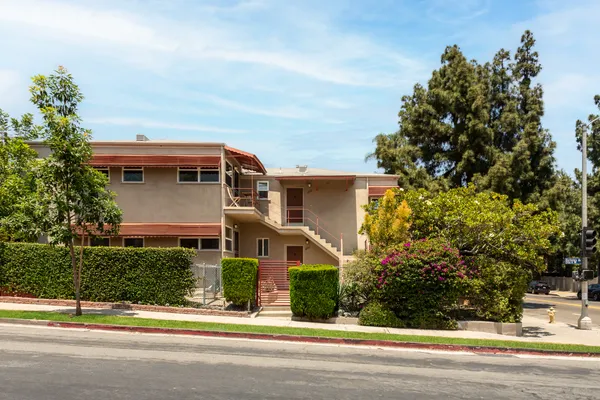 $3,750 | 2955 Berkeley Avenue, Los Angeles, CA 90026