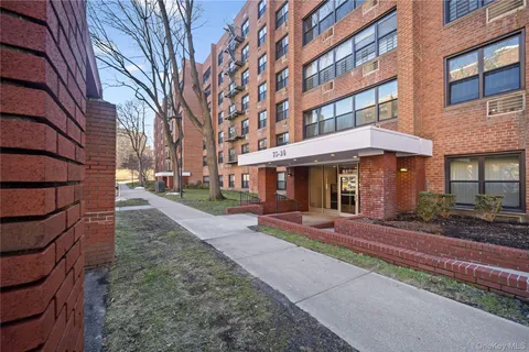$480,000 | 75-34 Bell Boulevard, Unit LD | Oakland Gardens