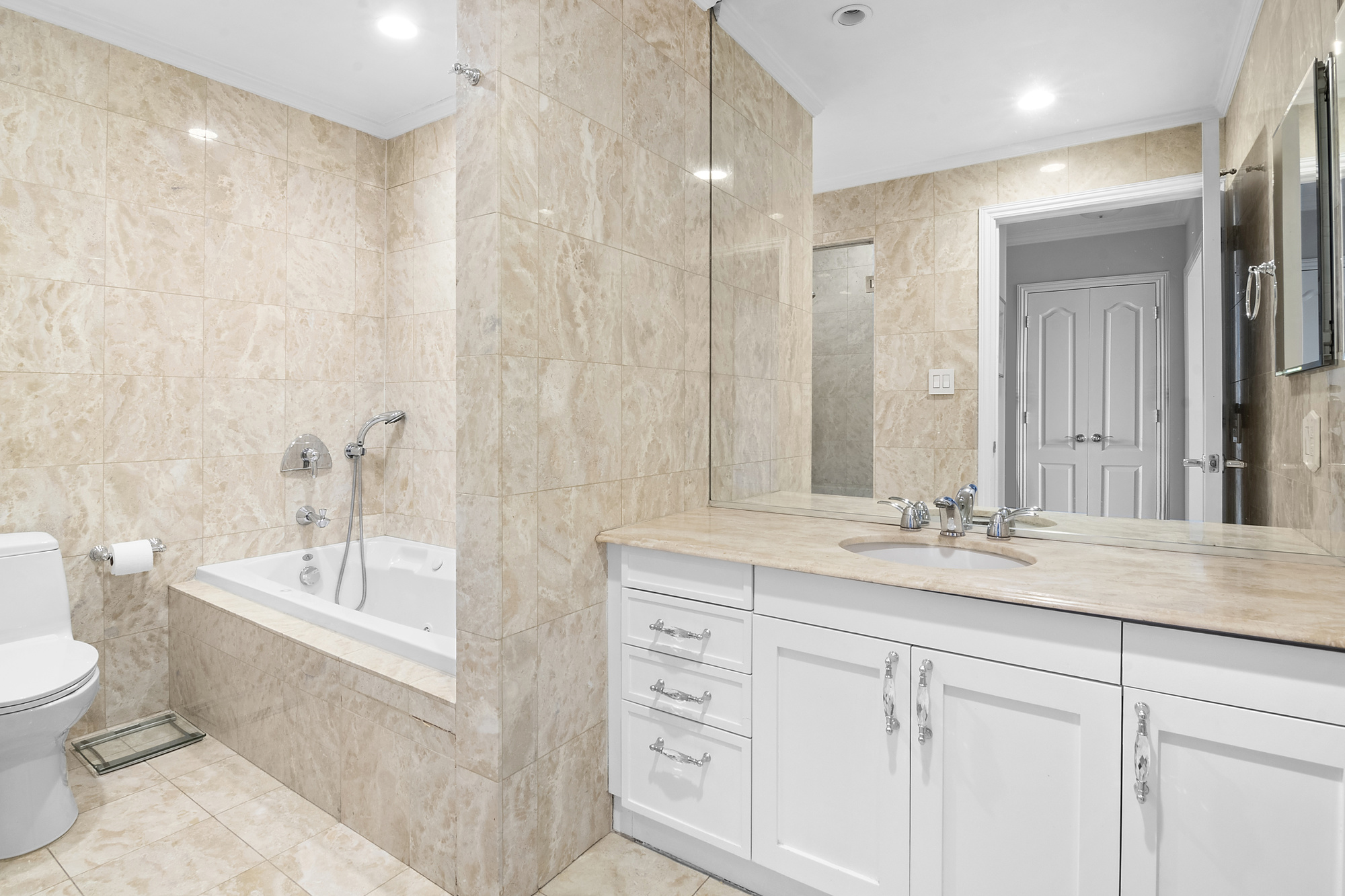 60 State Street, Unit 4C Brooklyn, NY 11201 - Photo 8 of 13