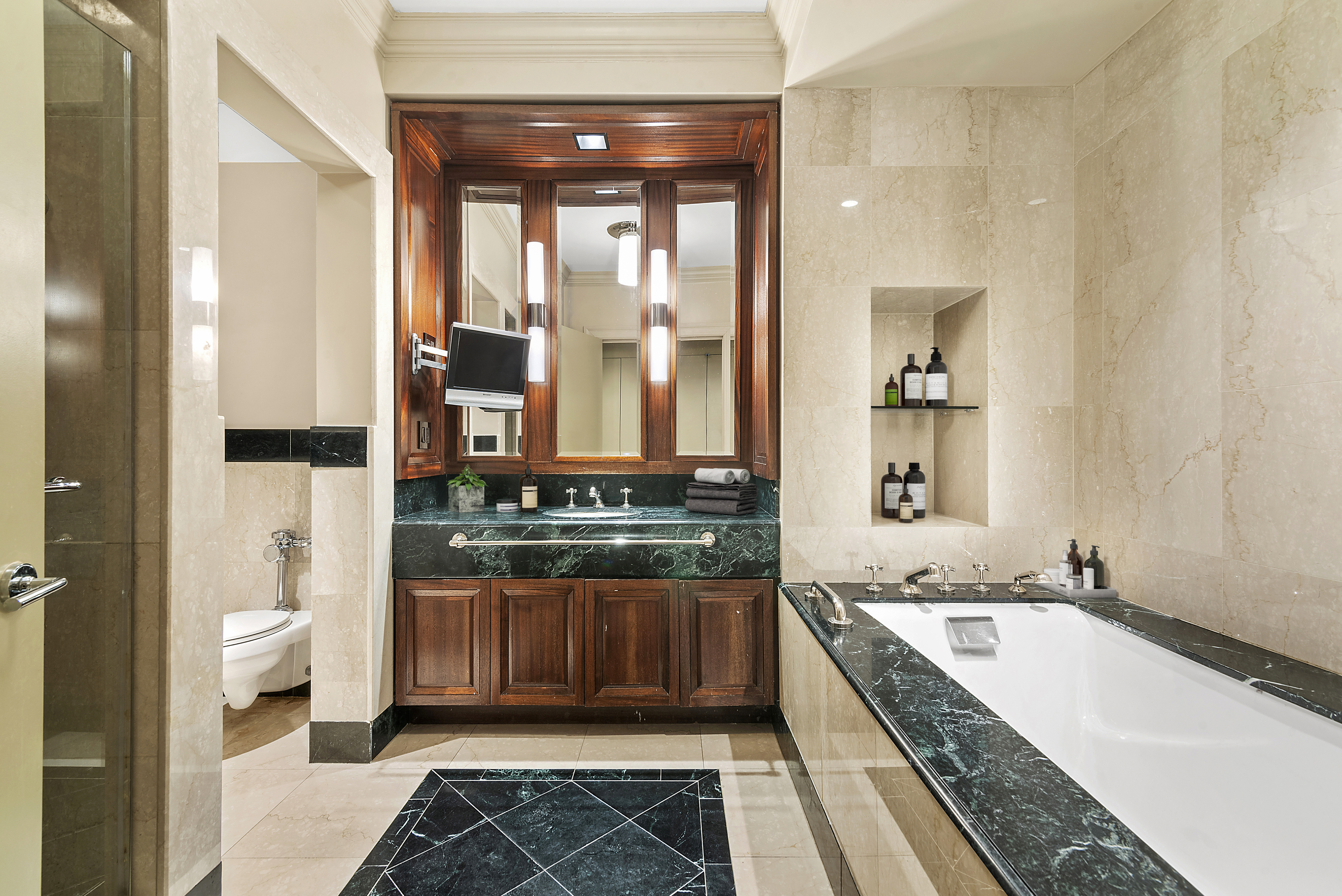 55 Wall Street, Unit 804 Manhattan, NY 10005 - Photo 6 of 14