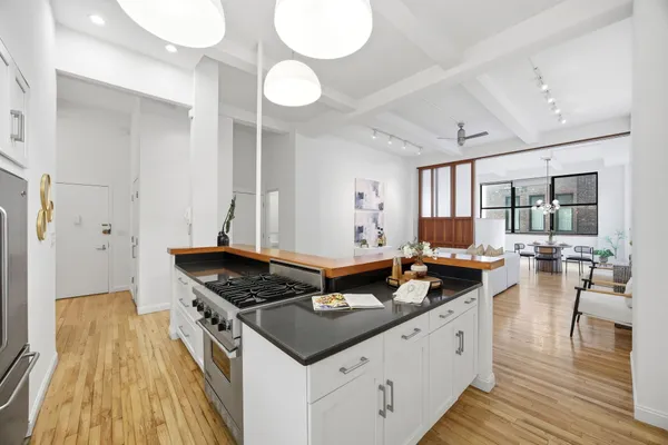 $1,800,000 | 114 East 13th Street, Unit 6B | Greenwich Village