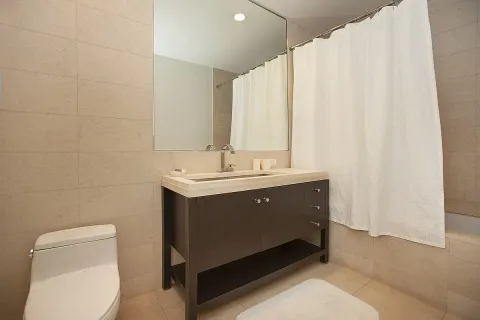 $3,900 | 1600 Broadway, Unit 7F | Theater District