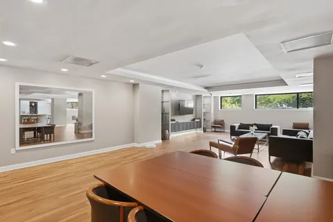 $269,000 | 2111 Wisconsin Avenue Northwest, Unit 524, Washington, DC 20007