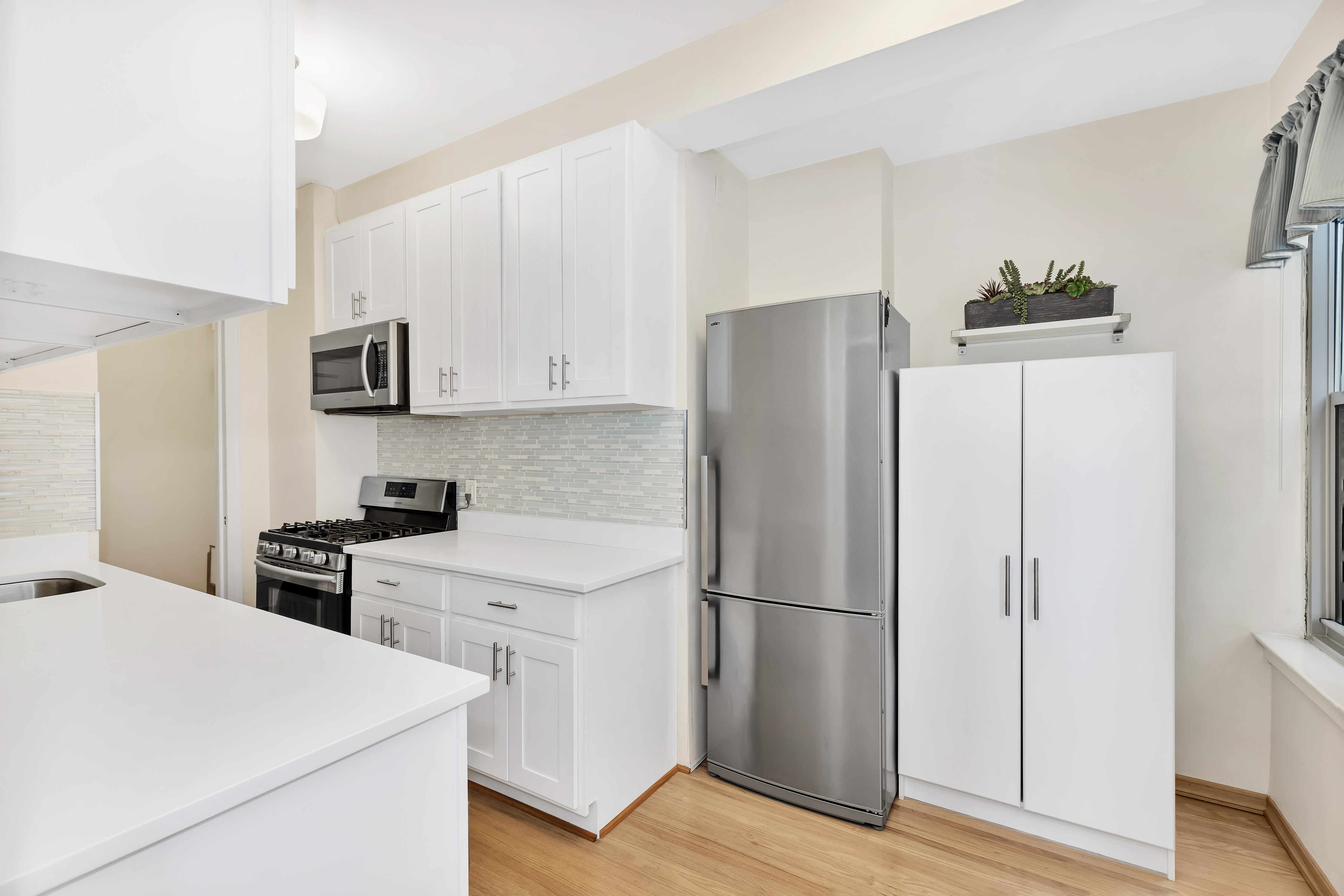 1 Plaza Street West, Unit 2C Brooklyn, NY 11217 - Photo 4 of 7