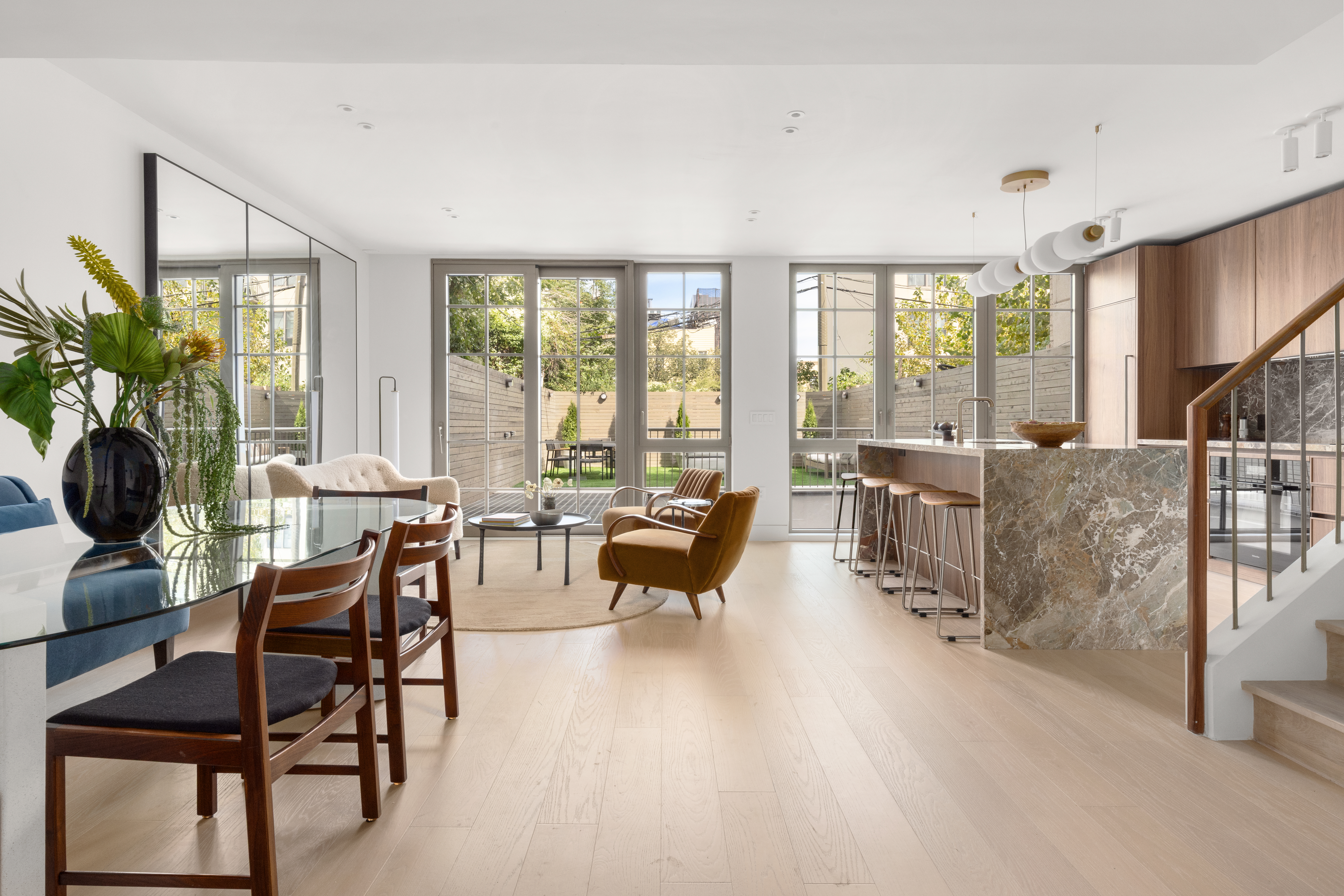 686 Leonard Street, Unit 1 Brooklyn, NY 11222 - Photo 3 of 19 Gallery Image 3