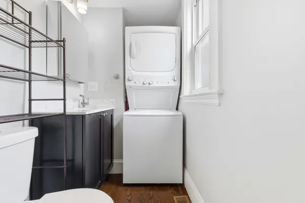 $620,000 | 20 Connecticut Avenue, Unit 2, Somerville, MA 02145