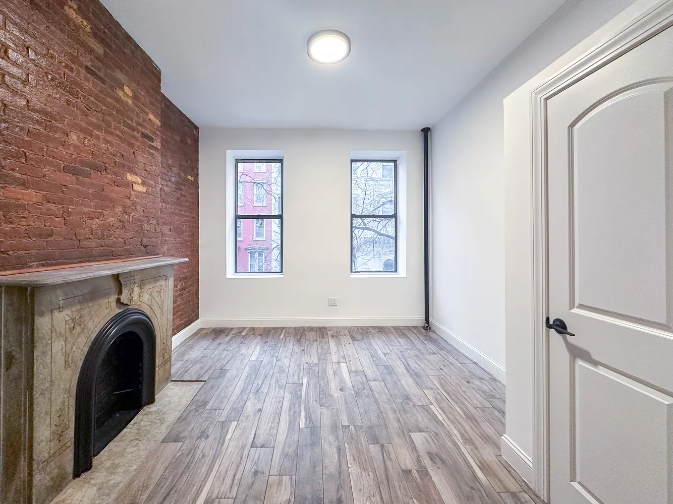 $6,490 | 213 East 5th Street, Unit 4 | East Village