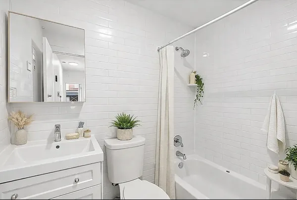 $3,050 | 1260 Broadway, Unit 3A | Bedford-Stuyvesant