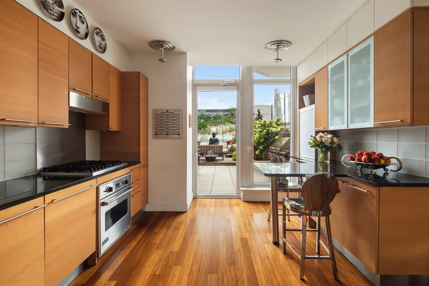 $25,000 | 10 West End Avenue, Unit 14A | Upper West Side