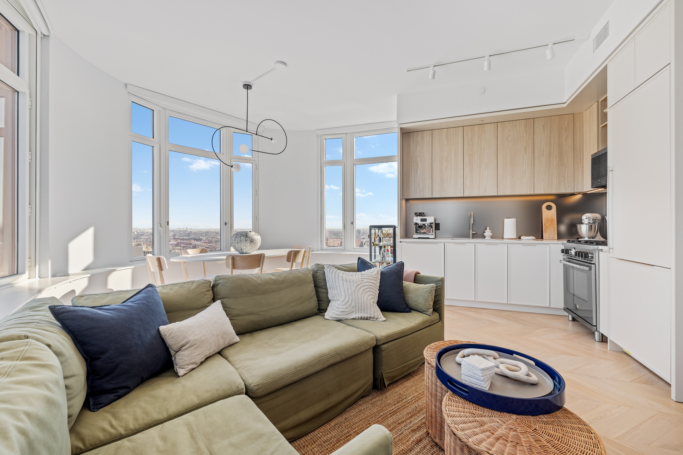 29-18 41st Avenue, Unit 24C Queens, NY 11101 - Photo 18 of 30 Gallery Image 18