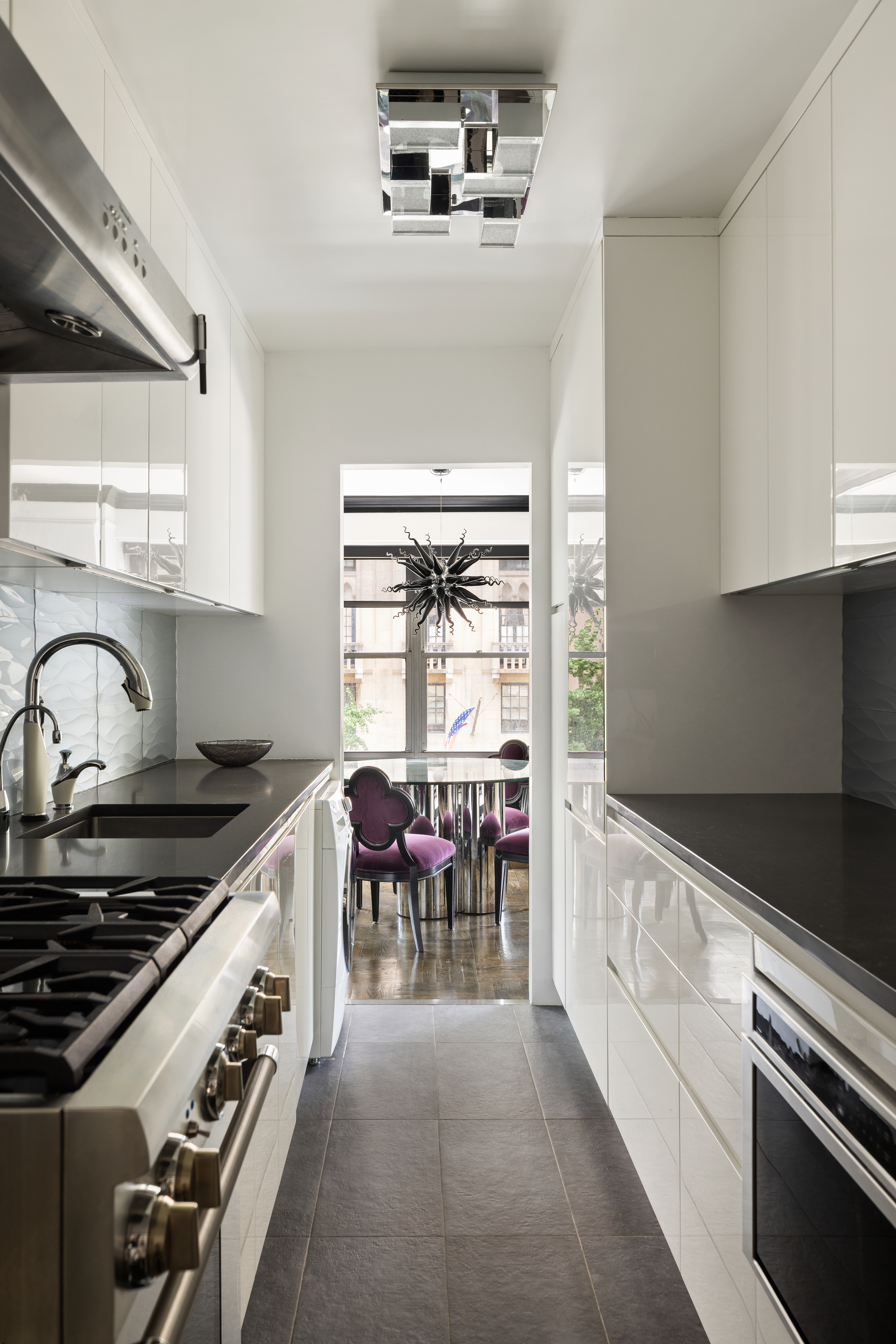 2 5th Avenue, Unit 4O Manhattan, NY 10011 - Photo 2 of 9 Gallery Image 2