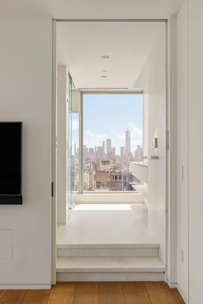 $3,999,000 | 23 East 22nd Street, Unit 32B | Flatiron