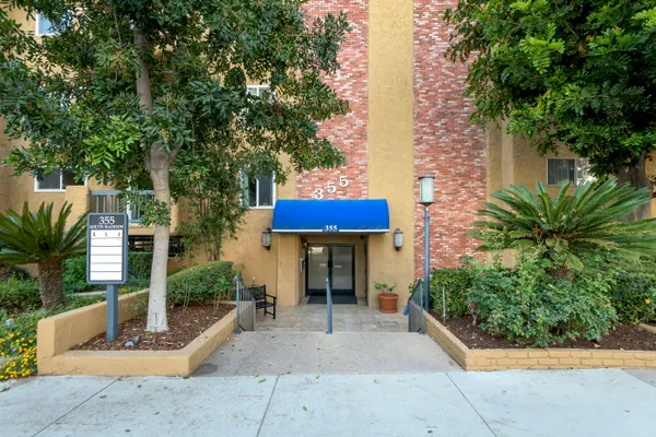 $479,000 | 355 South Madison Avenue, Unit 212, Pasadena, CA 91101
