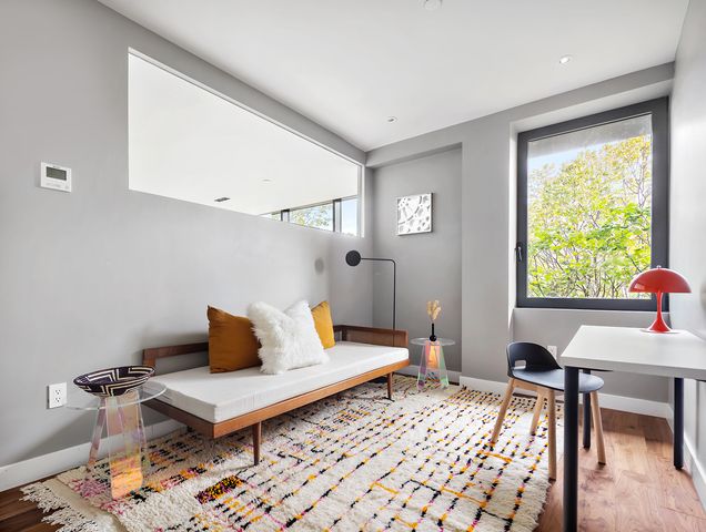 $2,825,000 | 480 Degraw Street, Unit 3D | Carroll Gardens