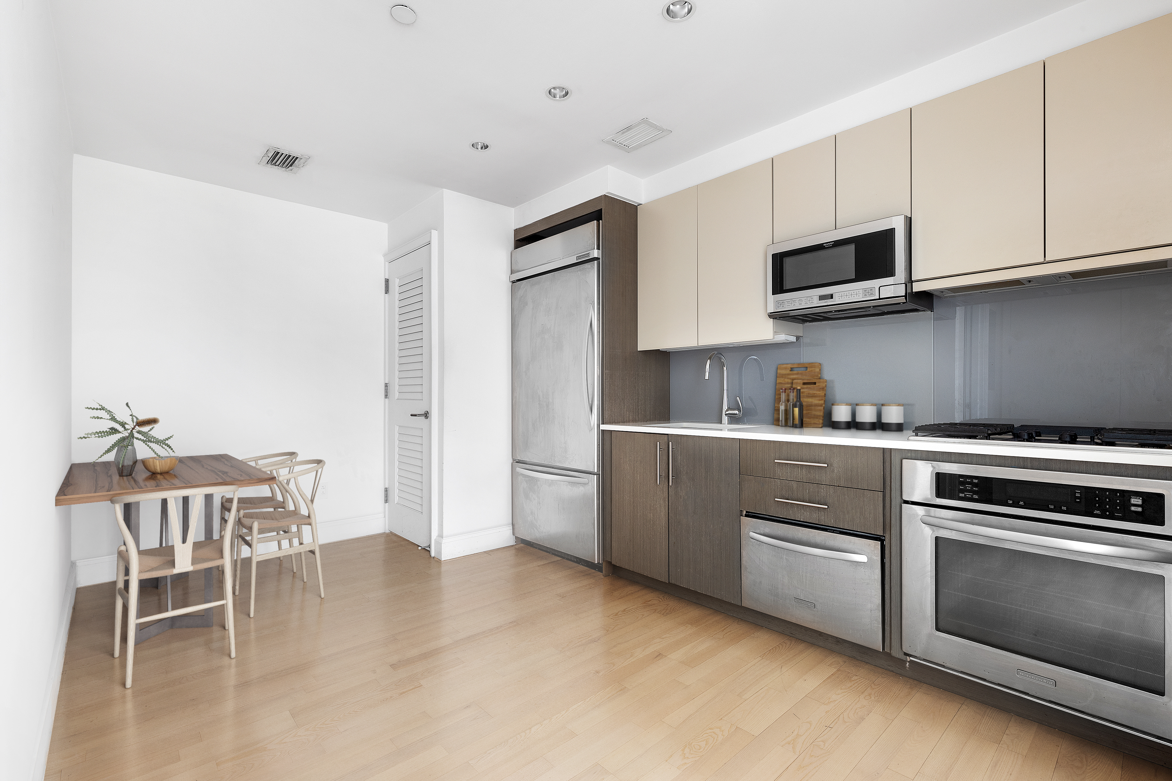 2300 Frederick Douglass Boulevard, Unit 8H Manhattan, NY 10027 - Photo 3 of 9