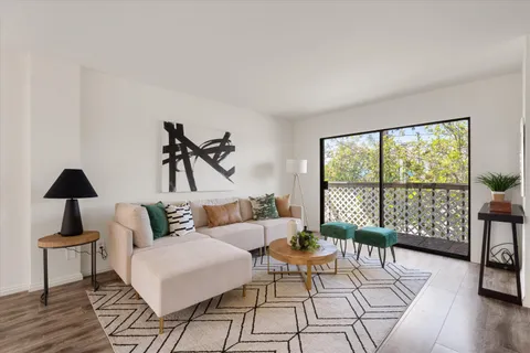 $525,000 | 850 West 157th Street, Unit 6, Gardena, CA 90247