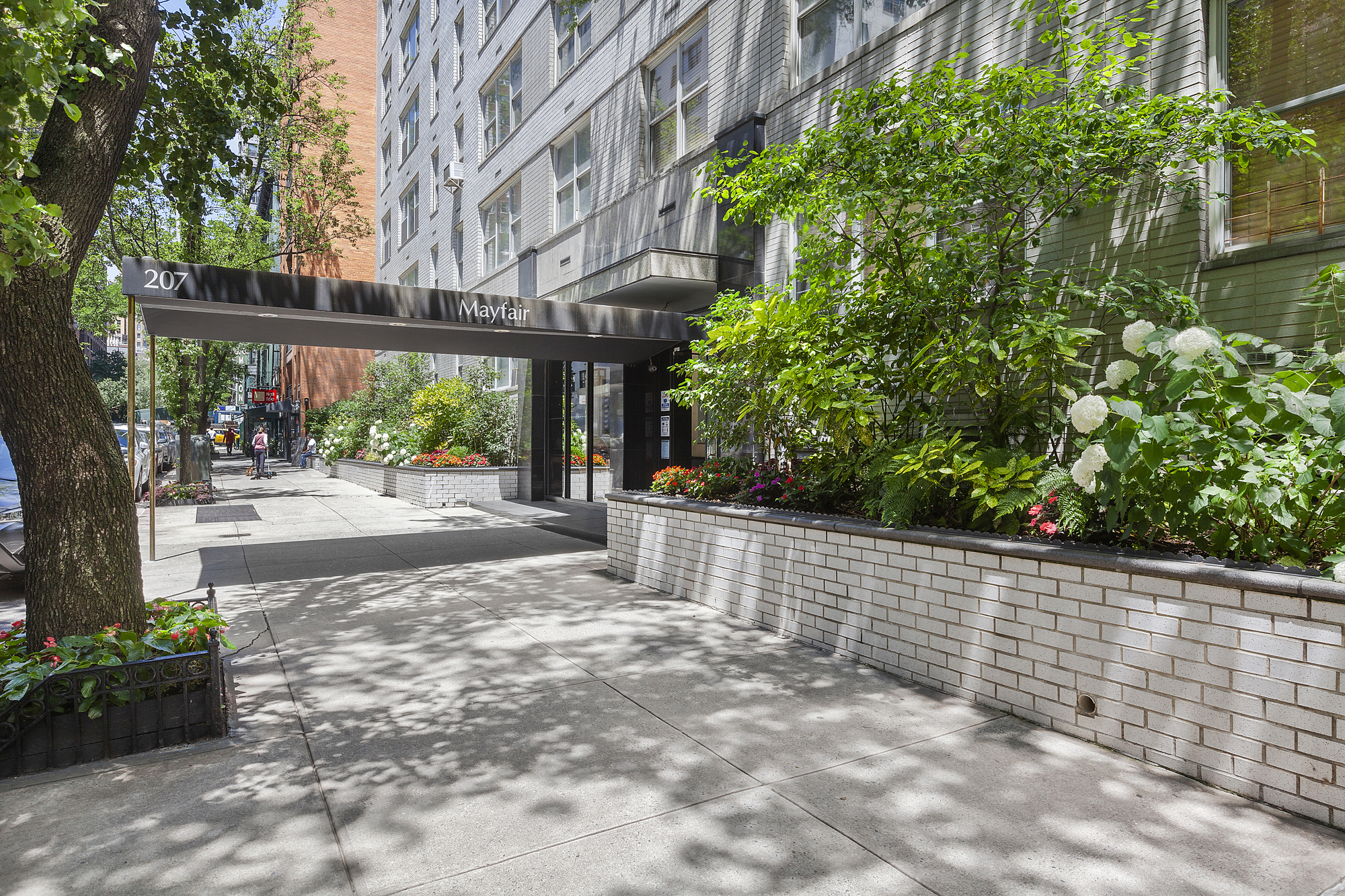 207 East 74th Street, Unit 11G Manhattan, NY 10021 - Photo 15 of 19