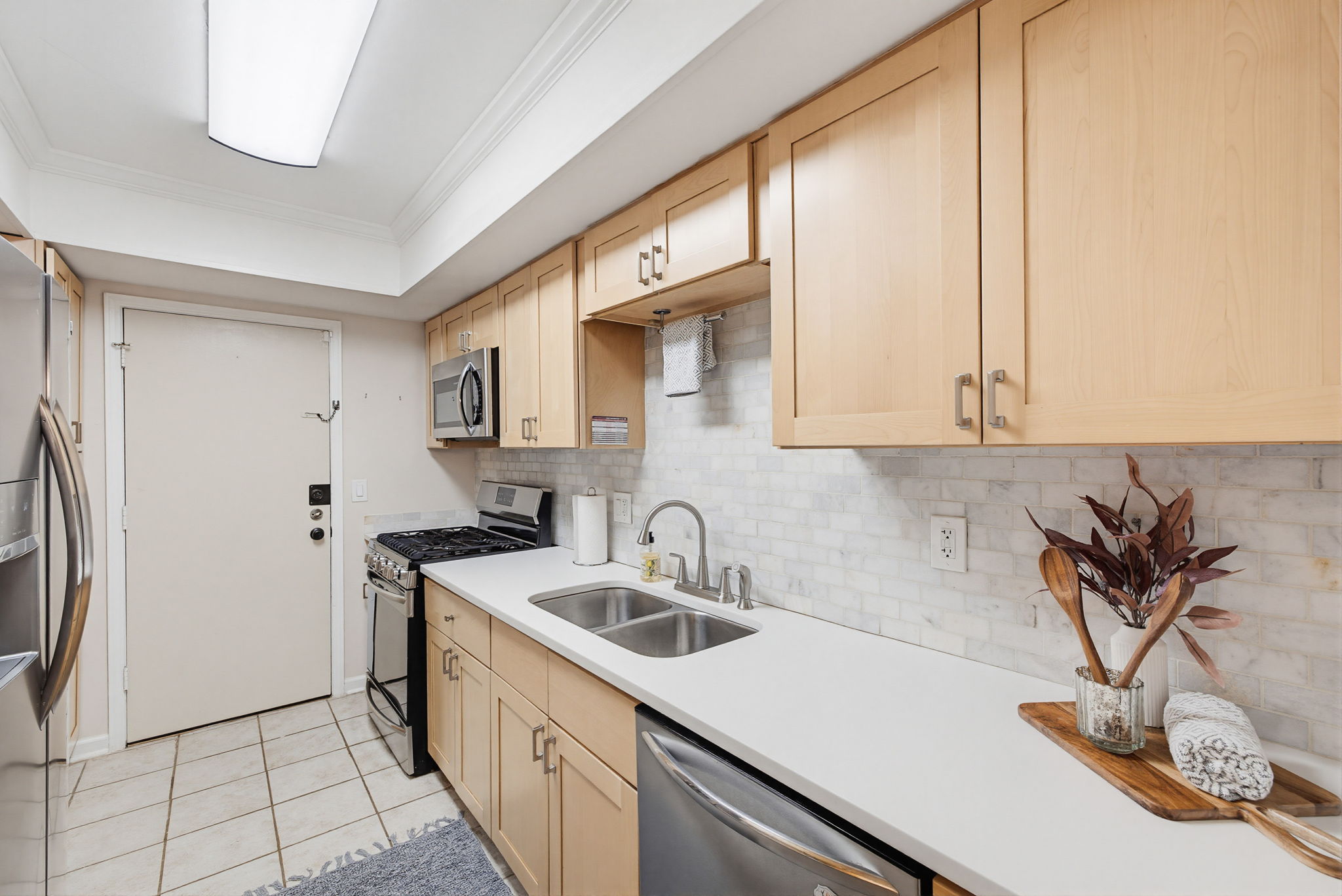 6851 Roswell Road Northeast, Unit C1 Atlanta, GA 30328 - Photo 7 of 23