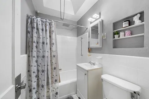 $199,000 | 223 St Laurence Road, Upper Darby, PA 19082