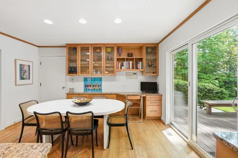 $1,850,000 | 11815 Beekman Place, Rockville, MD 20854