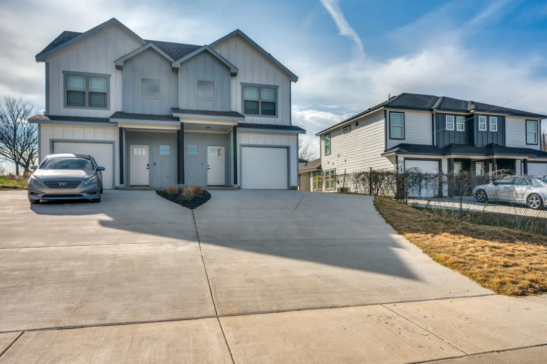 $2,100 | 1224 Elva Warren Street, Fort Worth, TX 76115